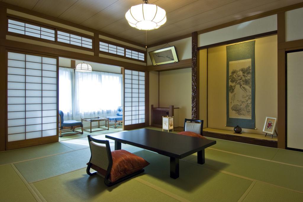 Ekinariya Ryokan Kusatsu  Habitación foto